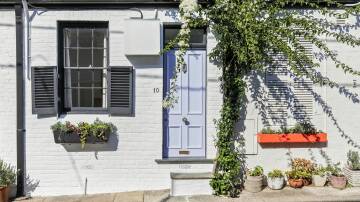 A Woollahra cottage sold for $1.55 million a auction, well below the suburb media of $4.96 million. Pic: Supplied