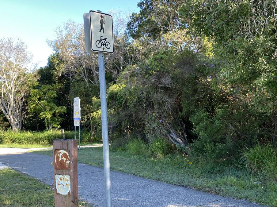 
Shared path signage on Phillip Drive at South West Rocks. Picture by Ellie Chamberlain