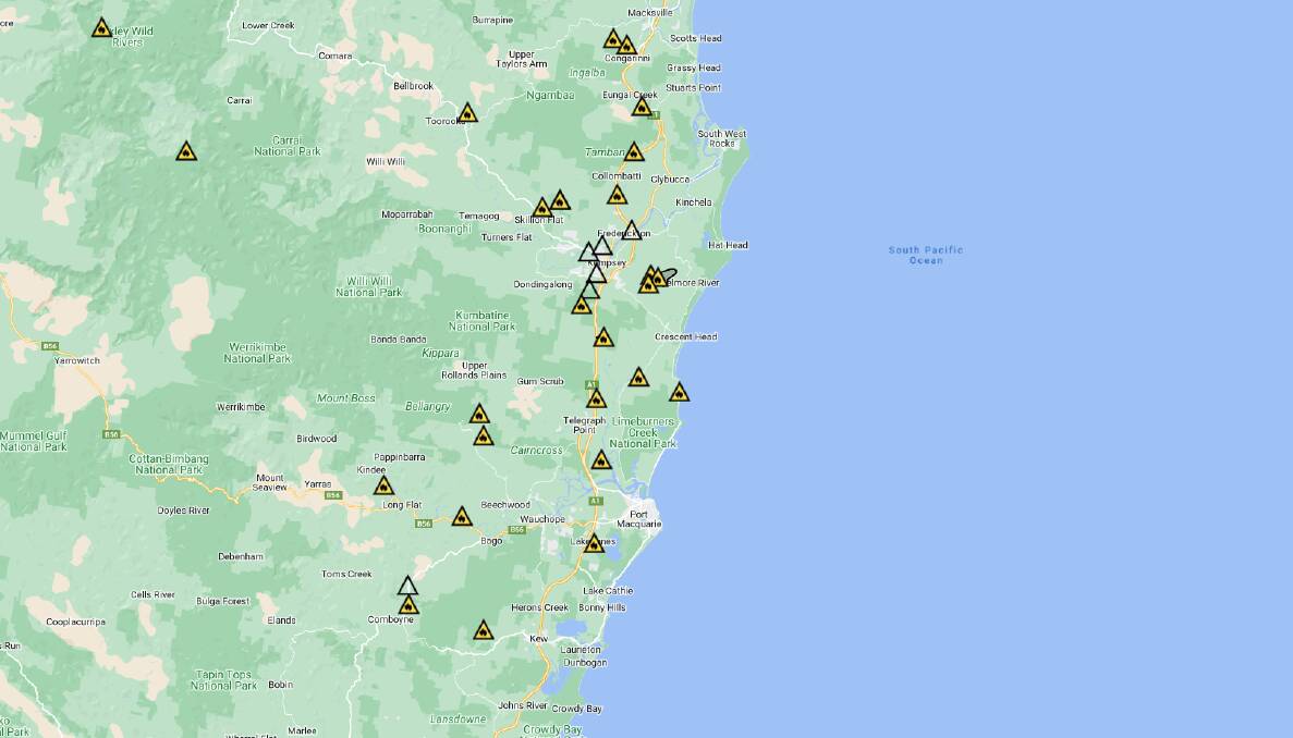 A number of fires are currently burning across the Mid North Coast. Picture, Fires Near Me 