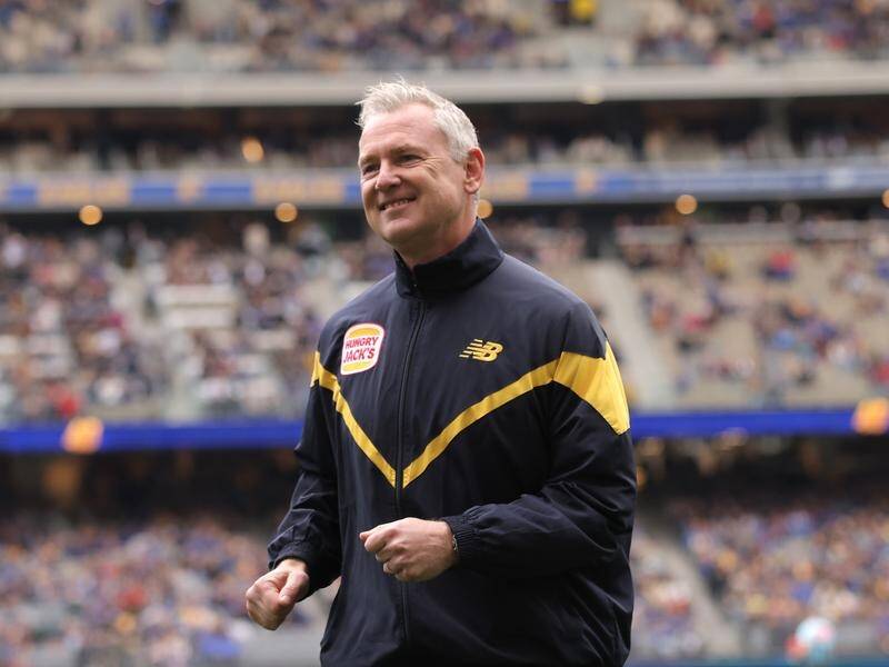 Former Eagles coach Adam Simpson received a warm reception from the crowd at Optus Stadium. (Richard Wainwright/AAP PHOTOS)